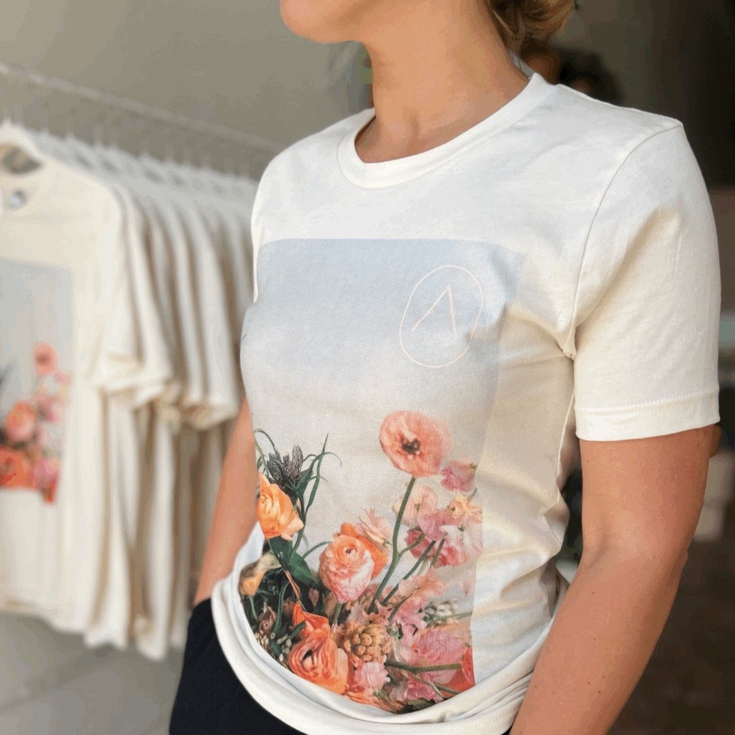 Anthousai T-Shirt